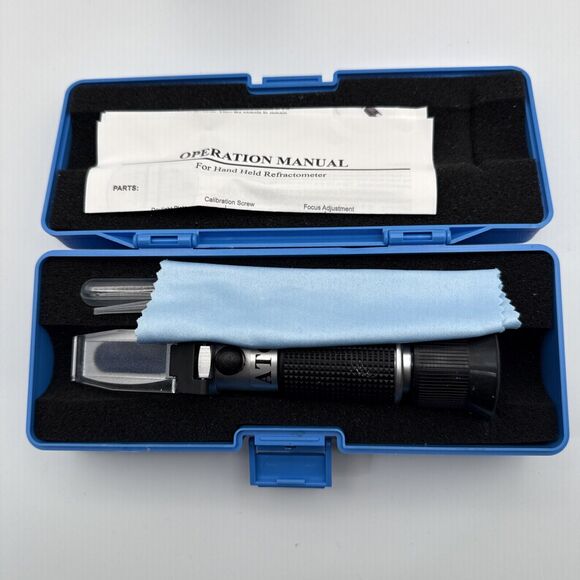aichose Brix Refractometer with ATC Dual Scale - Specific Gravity & Brix Hydr... - Picture 6 of 9